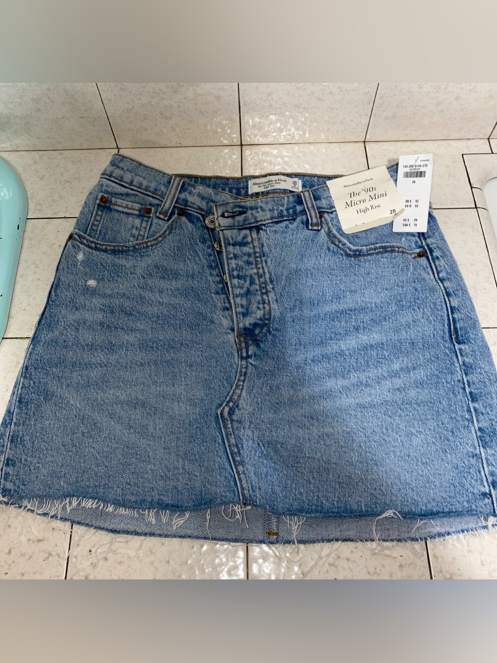 NWT Abercrombie & Fitch The 90s Micro Mini High Rise Denim Skirt Asymmetrical